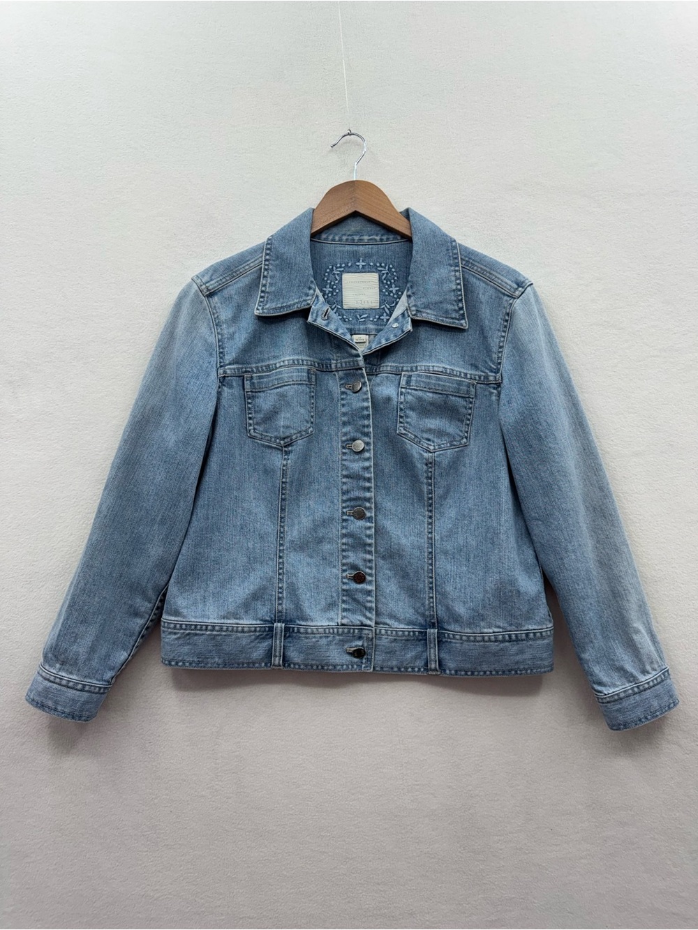 J. Jill Women’s Medium Blue Petite Jean Jacket Classic Stretch Denim
